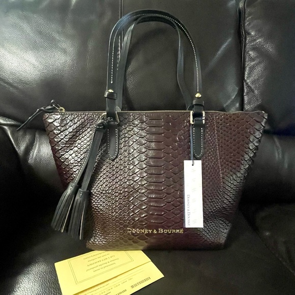 Dooney & Bourke  Denison Maxine Espresso Brown/Black Leather Tassel Tote Bag - Picture 1 of 12